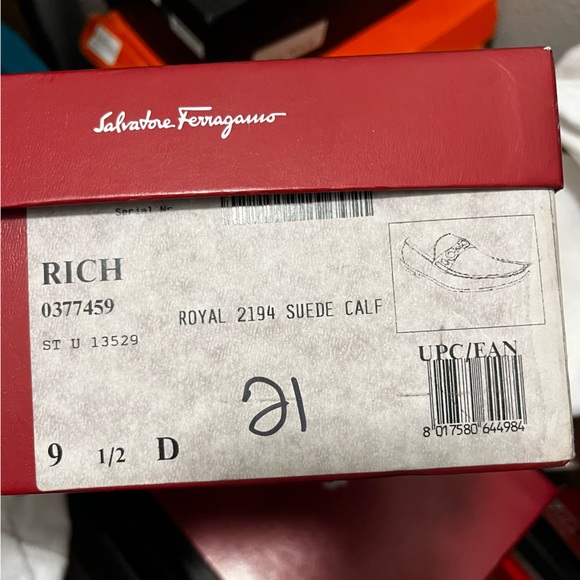 Salvatore Ferragamo - Picture 4 of 4